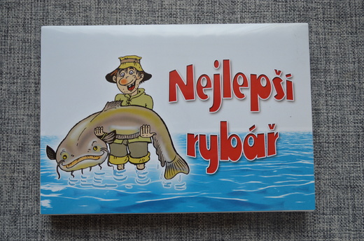 B005 Dárková bonboniéra - nejlepší rybář.JPG