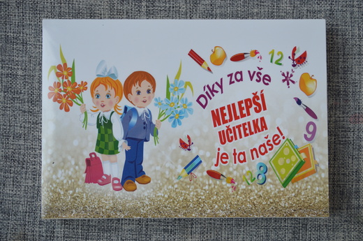 B027 Dárková bonboniéra - nejlepší učitelce.JPG
