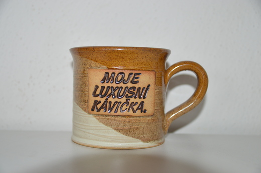 Hrnek malý - moje luxusní kávička.JPG