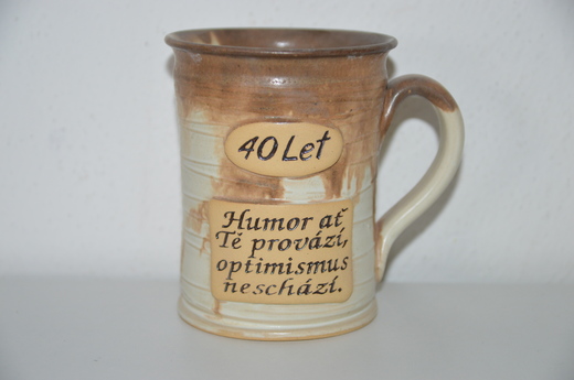 Hrnek velký - 40 let, humor ať Tě provází.JPG
