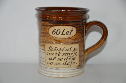 Hrnek velký - 60 let, štěstí ať se na tě směje.JPG