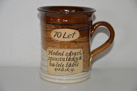 Hrnek velký - 70 let, hodně zdraví.JPG