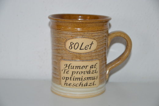 Hrnek velký - 80 let, humor ať Tě provází.JPG