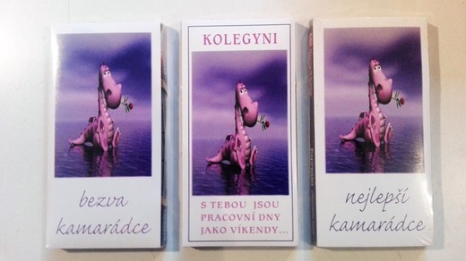 30, 31, 32  (zleva) Čokoláda s popisem