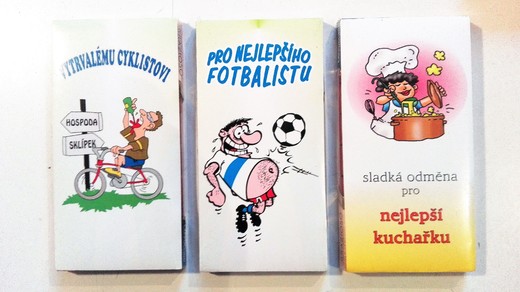 52, 53, 54  (zleva) Čokoláda s popisem