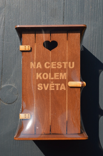 Pokladnička kadibudka - na cestu kolem světa.JPG