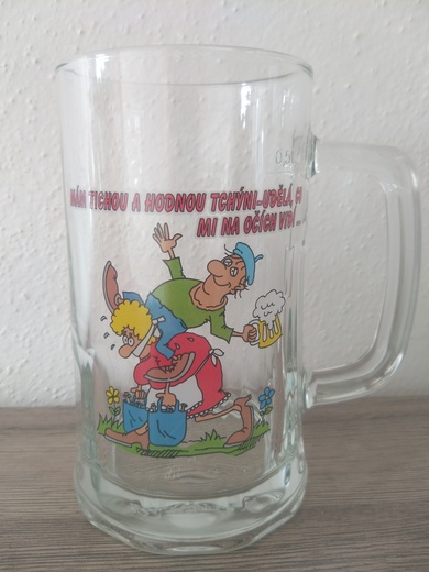 Půllitr skleněný (02).jpg