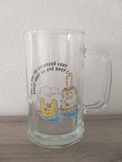 Půllitr skleněný (07).jpg