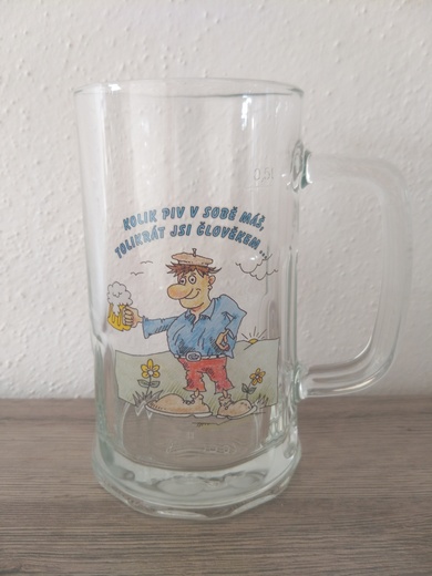 Půllitr skleněný (09).jpg